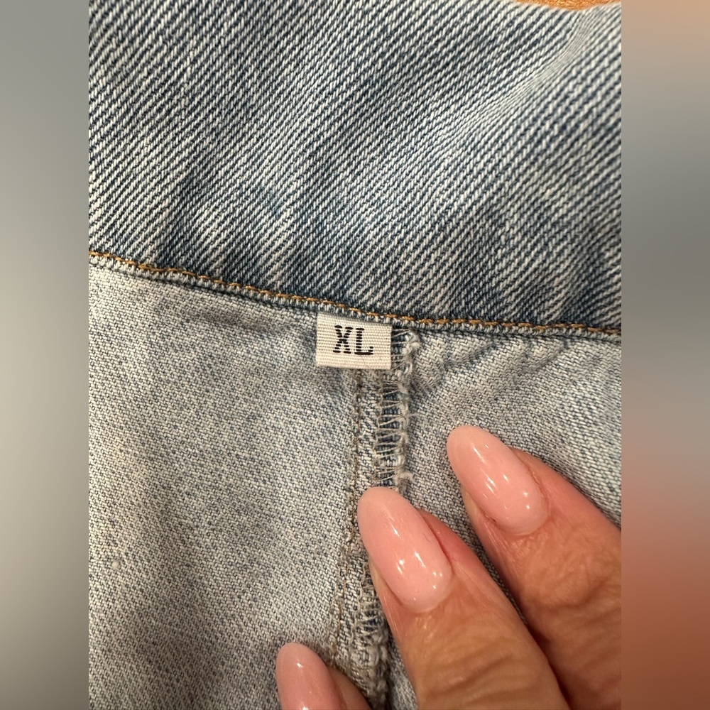 Euc Light Blue Denim Romper short sleeves - Picture 5 of 10